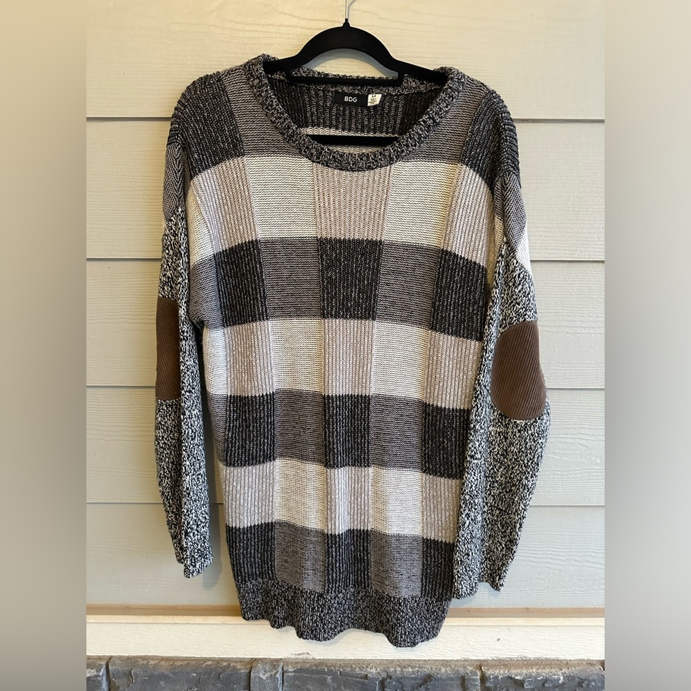 BDG Black and White Raglan Sleeve Sweater Dress